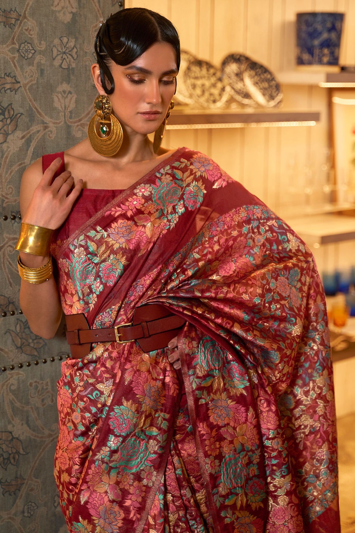 Handloom Woven Modal Silk Saree with Floral Motifs - Image 7