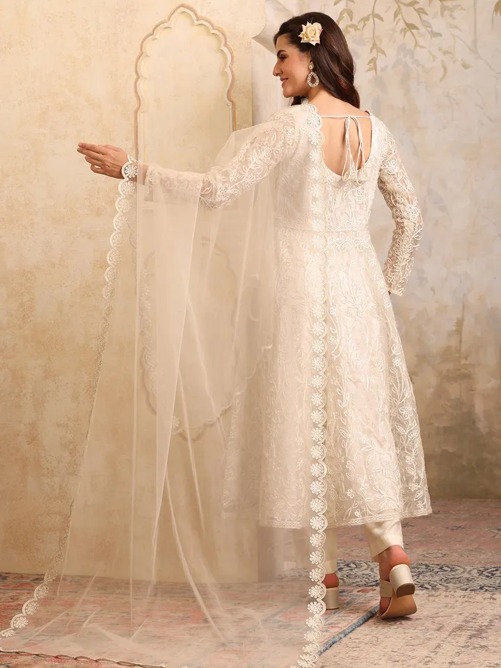 Floral Embroidered Thread Work Kurta Set with Trousers & Dupatta - Image 17