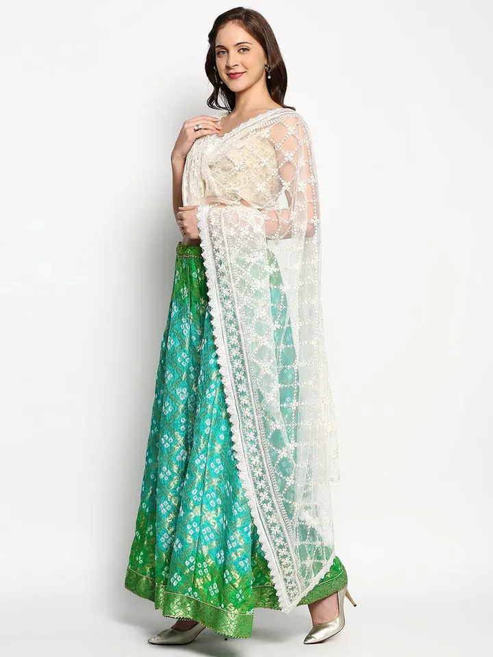 Off White & Gold-Toned Embroidered Dupatta with Zari - Image 4