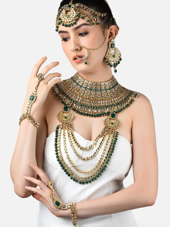 Gold-Plated Green & White Kundan-Studded & Beaded Bridal Jewellery Set