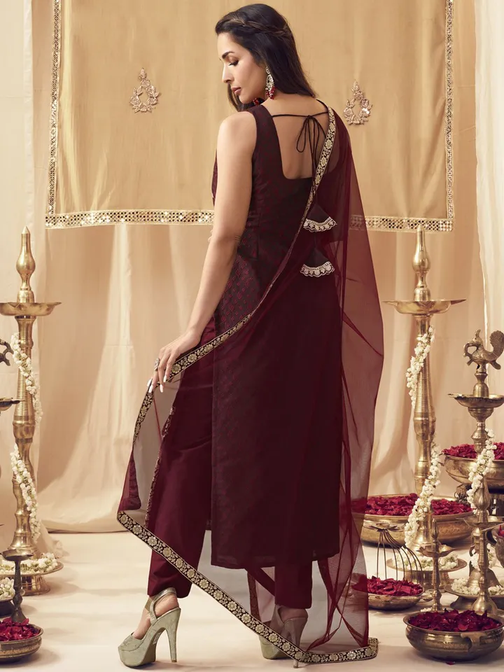 Maroon Floral Embroidered Square Neck Straight Kurta with Trousers & Dupatta - Image 4