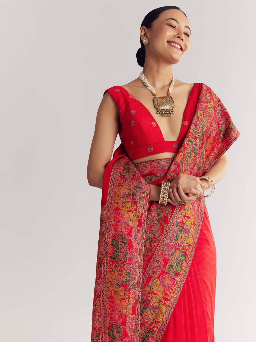 Soft Woven Silk Saree with Ethnic Elements
